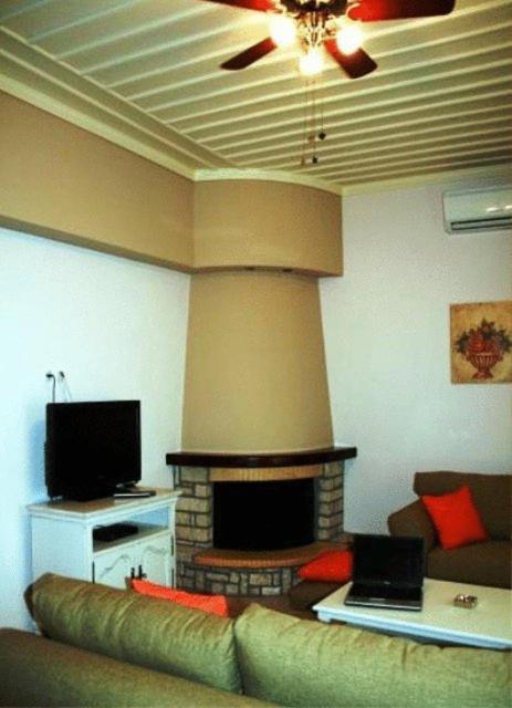 Giogarakis Suites Eleonas Kamer foto
